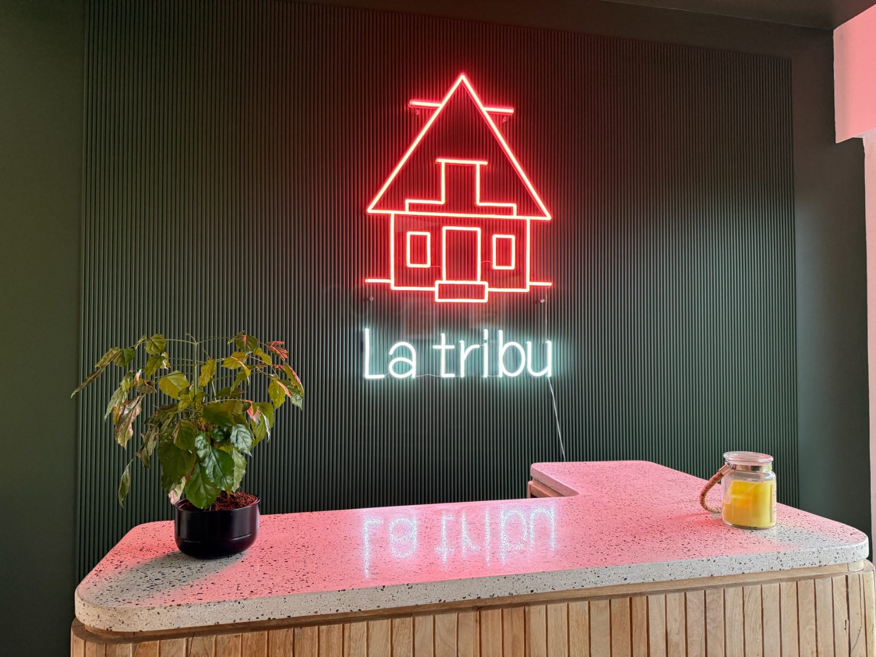 L'espace bar du séjour